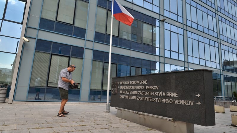 Jiřikovský z bitcoinové aféry skončil ve vazbě. Panují u něj obavy z útěku, uvedli žalobci