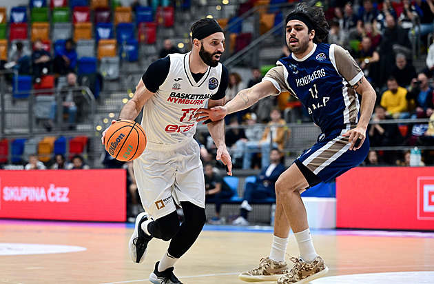 Basket ONLINE: Nymburk bojuje o postup v LM. V poslední čtvrtině srovnal