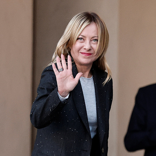 Musíme už o Ukrajině mluvit i s Ruskem, míní Meloniová. Chce evropského vyslance