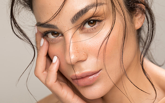 Tváři stačí chvilka, ale co si péči prodloužit? Ať si pleť užije