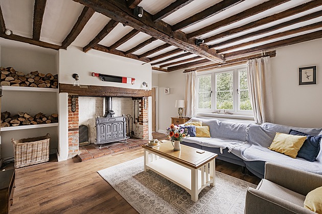 Venkovské sídlo skrývá neobvyklý byznys s ročním příjmem 1,4 milionu korun