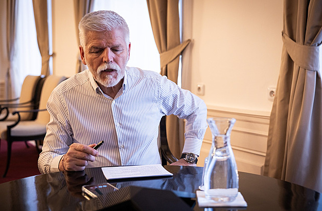 Prezident Pavel je na návštěvě Ukrajiny, ve Lvově se zajímal o obranu proti dronům