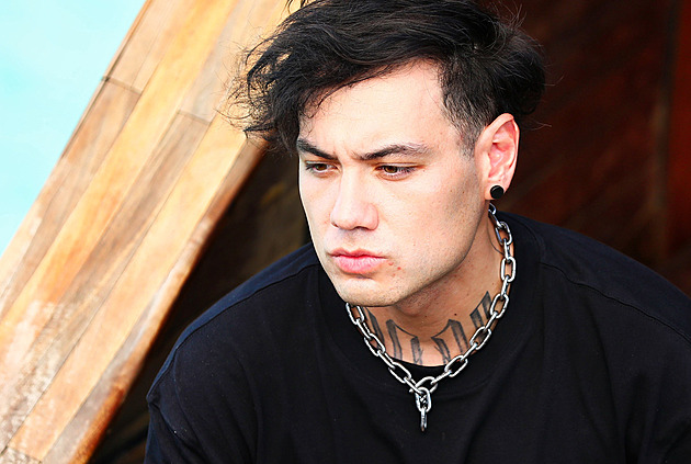 Raper Renne Dang dostal u soudu podmínku kvůli drogám, hrozily mu roky vězení