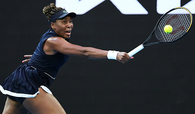 Vondroušová nenastoupila, 45letá Venus W. málem vyhrála. Jedničky jdou dál