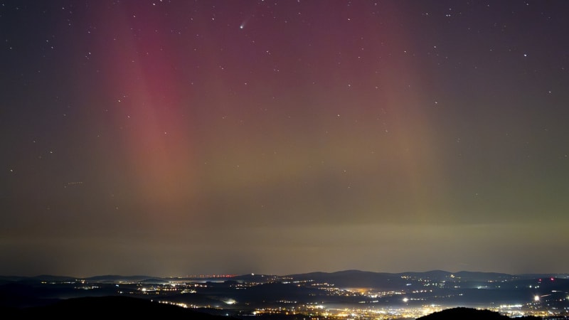 Polární záře nad Českem: Zkuste na temné obloze pohled k severu, radí meteorologové 