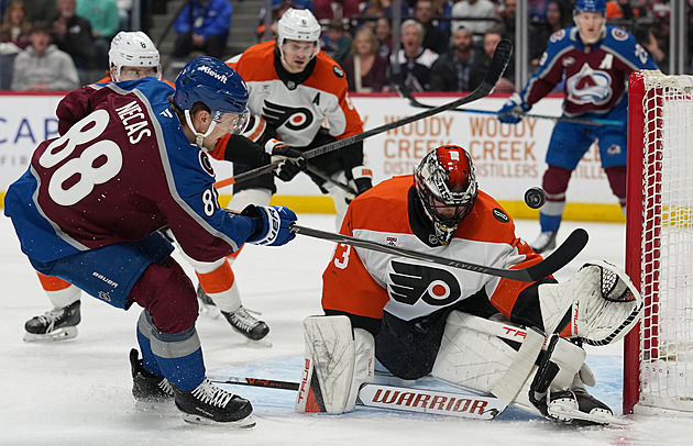 Nečas mírnil debakl Colorada, Chytil se vrátil do sestavy Vancouveru