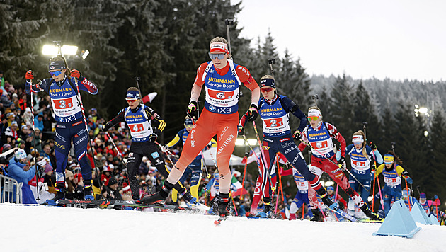 Biatlon ONLINE: Mikyska byl na trestném kole, Češi v singl mixu opět nepřekvapí