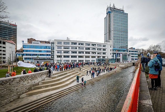 Kontrola po sebevraždě úředníka. Liberecký kraj dostal pokutu za chyby v odměnách