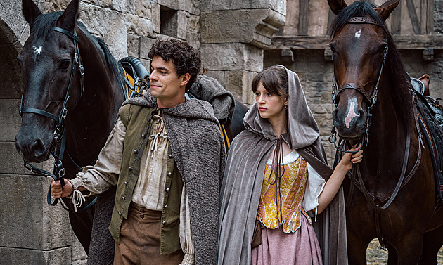 RECENZE: Když je Princezna stokrát jinak, rýsují se nám letos Vánoce plné reklam