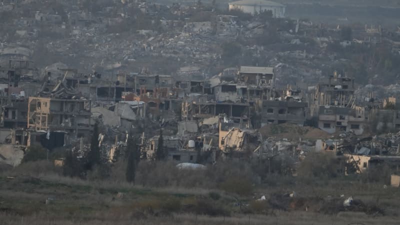 Izraelské údery v Gaze zabily 30 lidí. Zasáhly policejní stanici, obytný dům i stan