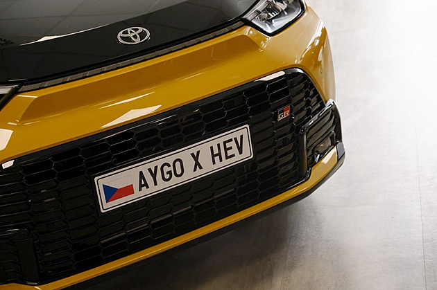 Toyota je stále světovou jedničkou, loni prodala rekordních 11,3 milionu aut