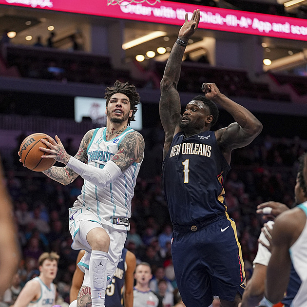 Charlotte je nejlepší za deset let. Pelicans nestačil ani náskok přes 20 bodů