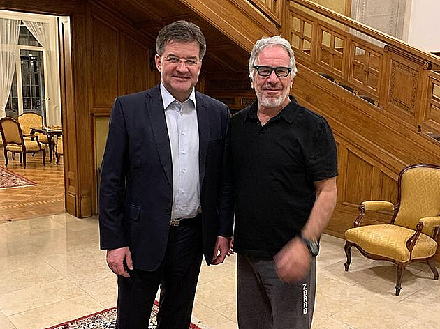 Jako chlapec ze Slovenska jsem se přidal, říká Lajčák o Epsteinovi a „mužském egu“